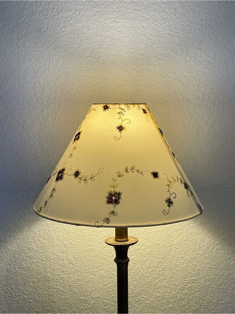 Pair Embroidered Rose Fabric Lamp Shade 10